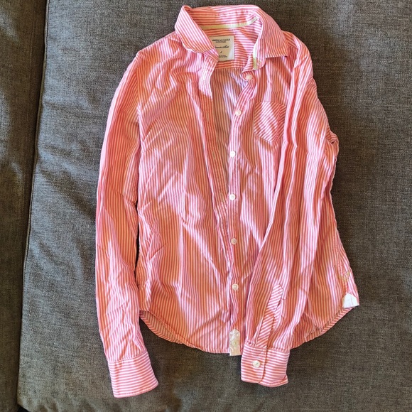 Button down top - Picture 1 of 1